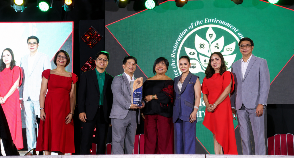 From L-R: Santa Rosa City Councilor Hon. Carmela Rosa Gonzales-Colmenar; MPCALA Holdings Inc. Facilities Management and MEPF Senior Engineer Dhale Angelo D. Santos; MPTC Assistant Vice President for Central Quality, Environment, Safety and Health (QESH) Allan Jeffrey N. Ang; MPTC Vice President for Stakeholder Engagement Arlette V. Capistrano; Santa Rosa City Mayor Hon. Arlene B. Arcillas; Santa Rosa City ENRO Head Engr. Maria Amor A. Salandanan, EnP.; and Santa Rosa City Councilor Hon. Mythor C. Cendaña.